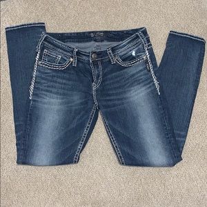 Women’s Silver jeans Aiko mid skinny. Size W30/31L